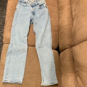 Abercrombie & Fitch Light Wash Curvy Jeans